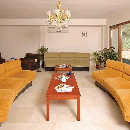 Bodrum Sofabed 2* Ортакент
