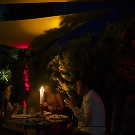 Отель Bodrum Sofabed 2*