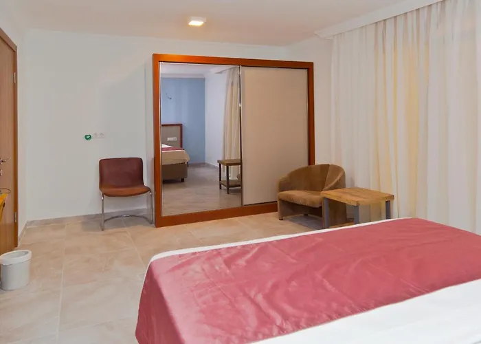 Bodrum Sofabed 2* Ortakent