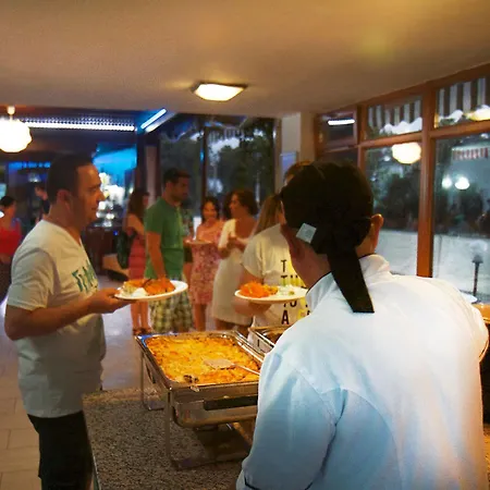 Hotel Bodrum Sofabed 2*